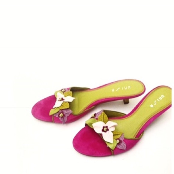fuchsia kitten heel sandals